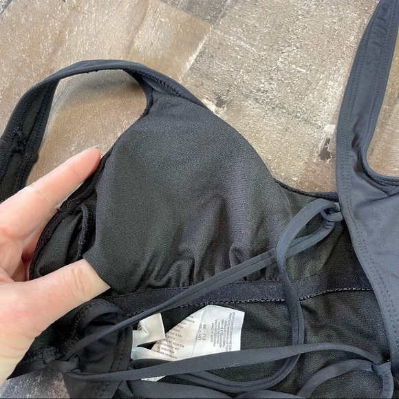 Bikini Lab Shell Yeah One Piece Swimsuit size Medium - Picture 7 of 11